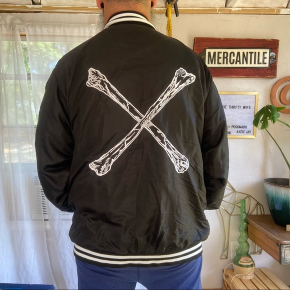 Jay Walker Jacket Crossbones Windbreaker - Picture 2 of 5